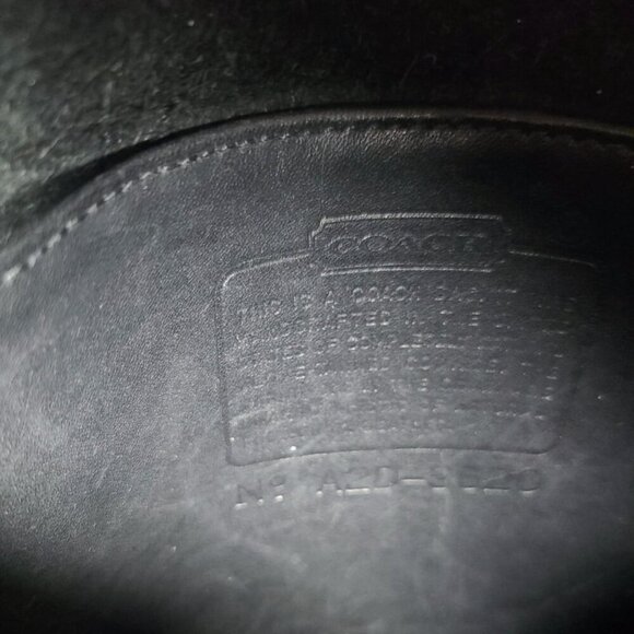 Vintage 80's COACH Compact Pouch Crossbody - Picture 9 of 10